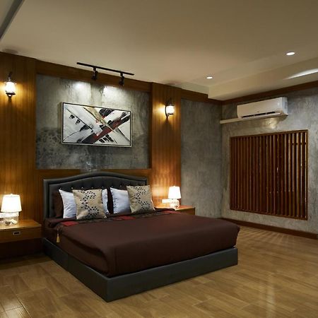 The Sun Resort Ratchaburi Esterno foto