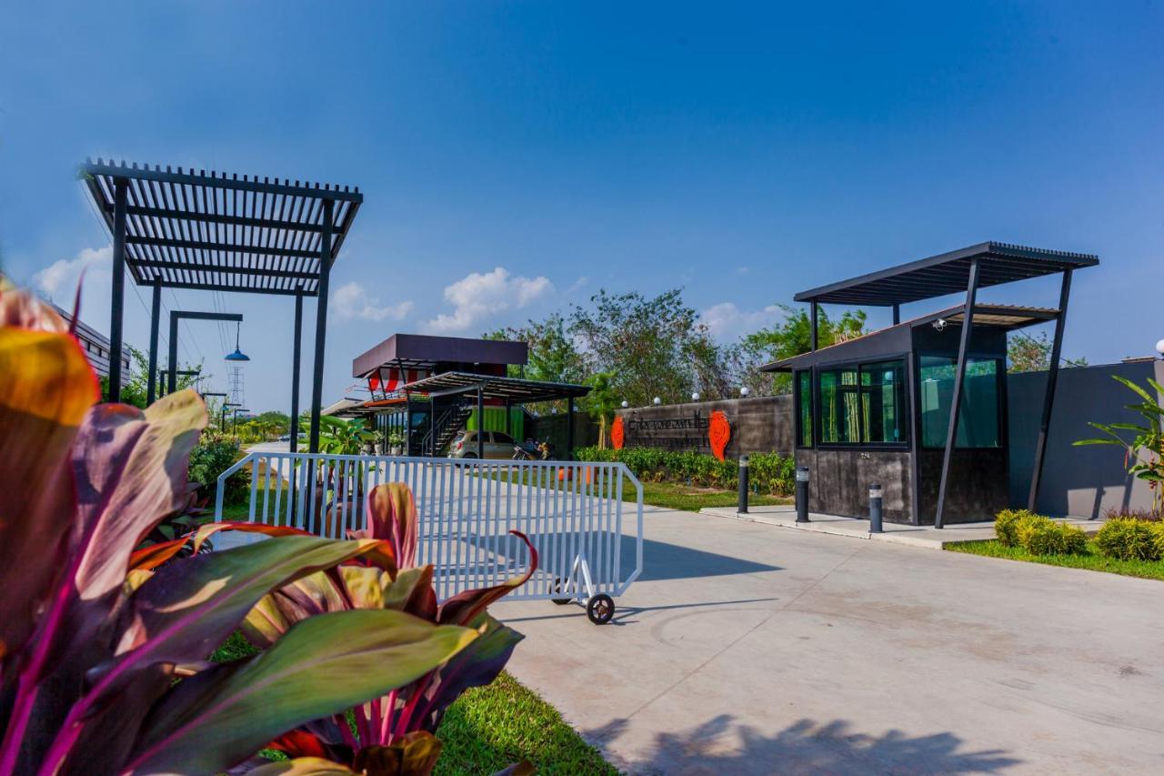 The Sun Resort Ratchaburi Esterno foto